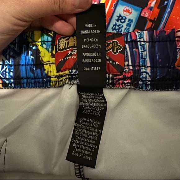 NWT FRESH PRINTS OF TOKYO BY DRILL CLOTHING Mens Swim Short Size L - Picture 8 of 8